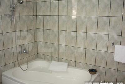 Casă cu 13 camere cu Teren 655 Mp în Central - 4