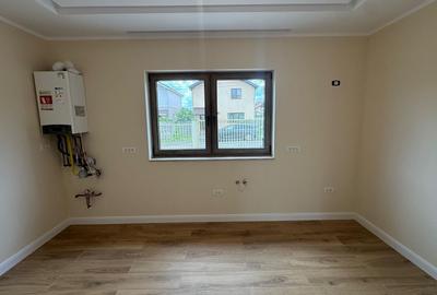 Duplex cu 4 camere cu Canalizare în Giroc - 3