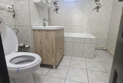 Apartament cu 3 camere decomandat în Central - 1