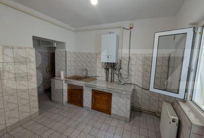Apartament 3 camere decomandat - etaj 1/4 - Micro 11, Targoviste - 7