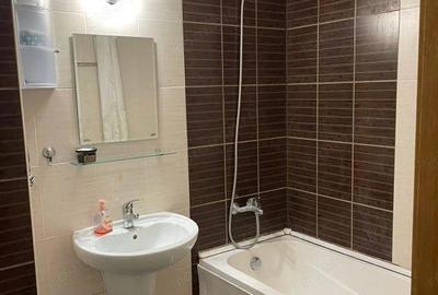 Apartament cu 3 camere decomandat în Iancului