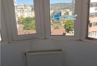 De inchiriat gars 42 mp  fratii golesti  la cheie - 12