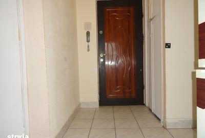 Apartament cu 2 camere decomandat în Romanilor - 15