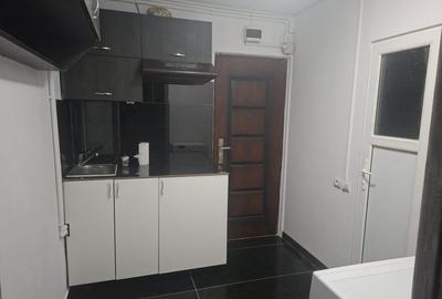 Garsonieră semidecomandată, mobilată în Sărari - 3