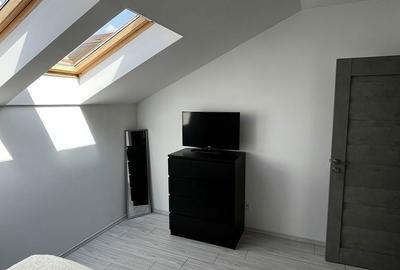 Apartament cu 2 camere decomandat în Florești