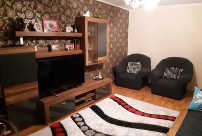 Apartament cu 3 camere decomandat în Aurel Vlaicu - 2
