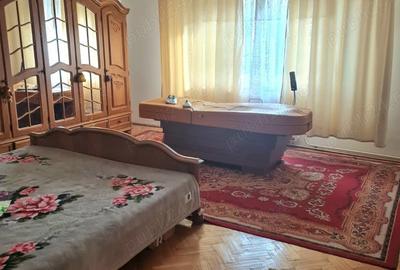 Casă cu 6 camere în Budești - 7