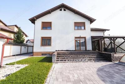 Casă cu Teren 875 Mp în Central - 8