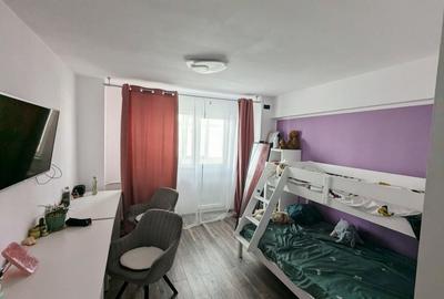 Apartament cu 3 camere semidecomandat în Berceni - 2