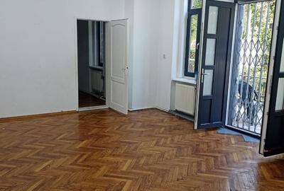 Apartament cu 4 camere în Cișmigiu - 2