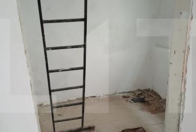 Casa de vanzare cu  2 camere ,Curtea41 - Tg Secuiesc, zona centrale - 2