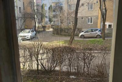 Apartament cu 3 camere decomandat în Exterior Vest - 5