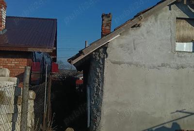 Casă cu 8 camere cu Teren 1074 Mp în Central - 2