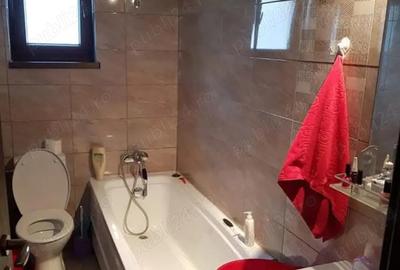 Garsonieră decomandată în Titan - 3