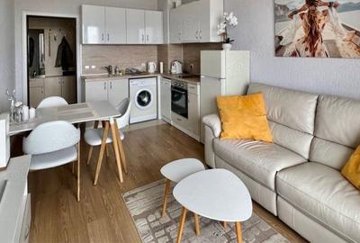 Garsonieră în Titan - 1