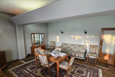 SUD zona Bulevard 4 camere et 1 dec. 120 mp la 128000 euro SUD zona Bulevard 4 camere et 1 dec. 120 mp la 128000 euro - 2