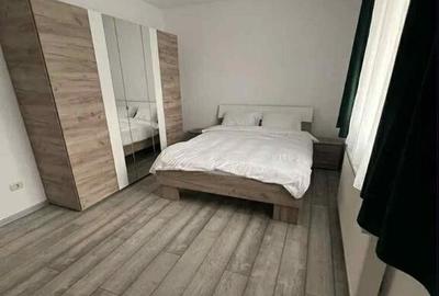 Apartament 3 camere, decomandat - zona Tractorul - 4