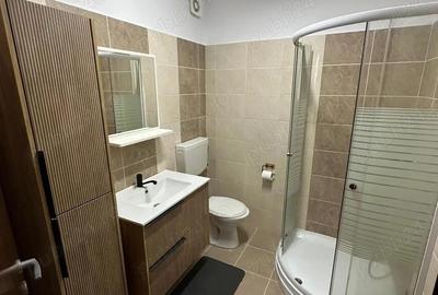 Vand garsoniera Pitesti const 2016, renovata recent modern, et. 3, Craiovei,str. Bucovina cu parcare - 2