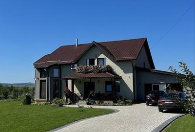 Casă cu 4 camere cu Teren 1500 Mp în Mihai Viteazu - 2