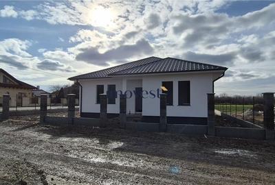 Casă cu 4 camere în Central - 3