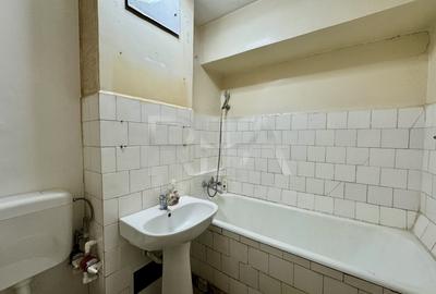 3 camere cu vedere pe spate in Banu Manta | bloc 1978 - 12