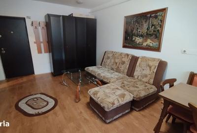 Apartament cu 2 camere semidecomandat în Florești