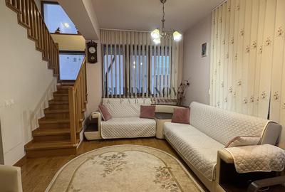 Casă cu 4  camere de închiriat - Vitan - 1