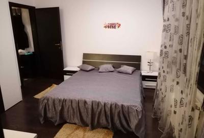 Apartament cu 3 camere semidecomandat în Central - 3
