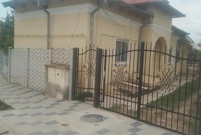 Casa in Bals pe Fratii Buzesti - 2