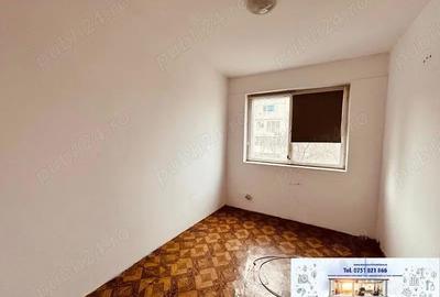 Apartament cu 2 camere decomandat în Micro 40 - 1