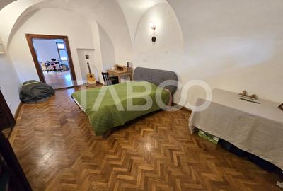 Apartament decomandat de vanzare cu pivnita in Centrul Istoric Sibiu - 6