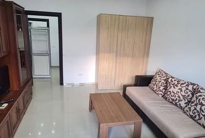 Garsonieră decomandată în Universitate - 2