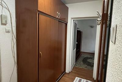 Garsonieră decomandată în Titan - 5