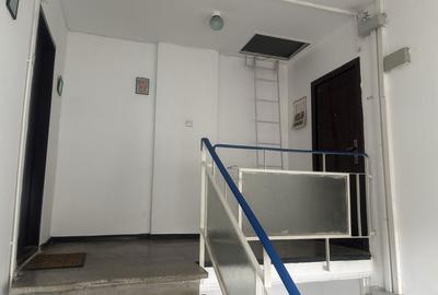 Apartament cu 3 camere decomandat în Valea Ialomiței - 5