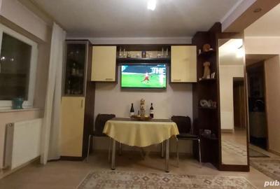Apartament cu 4 camere decomandat în Central - 12