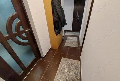 Apartament cu 3 camere decomandat în Central - 1