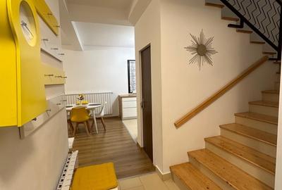 Casă cu 4 camere cu Teren 300 Mp în Florești - 1