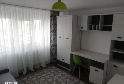 Apartament cu 2 camere decomandat în Între Lacuri