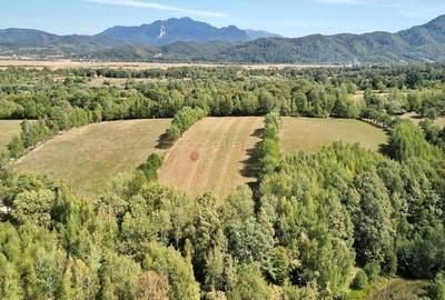 Teren intravilan, priveliste deosebita - 13