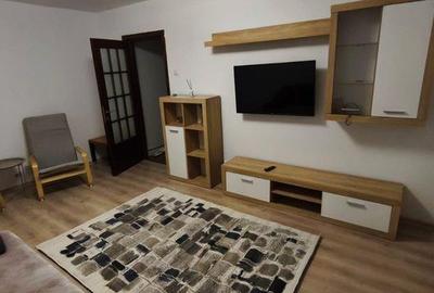 Apartament cu 2 camere decomandat în Drumul Taberei