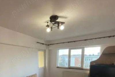 Apartament cu 3 camere decomandat în 1 Mai - 1