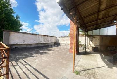 Apartament cu 3 camere semidecomandat, mobilat în Central - 10