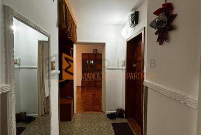 Apartament cu 2 camere decomandat, mobilat în Micro 5 - 8