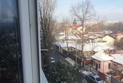 Apartament cu 3 camere semidecomandat în Gorjului - 8