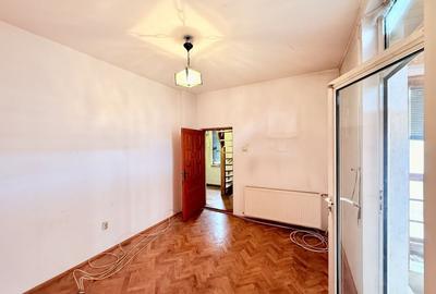 Casă cu 6 camere cu Canalizare în Regie - 25