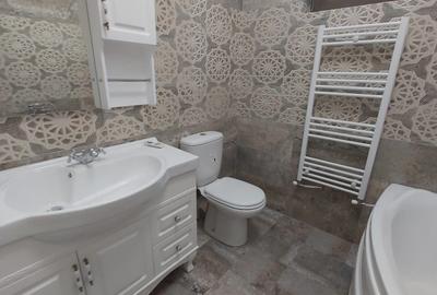 CUMPANA CENTRAL Casa  superba+garaj+curte-413000Euro! - 5