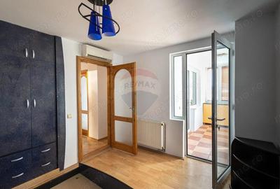 Apartament cu 3 camere de vanzare in Sebe? COMISION 0% - 9