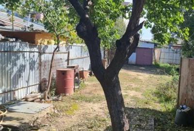 Teren de 293 mp, în Lacu Dulce