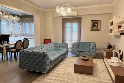 Apartament cu 3 camere decomandat, mobilat în Băneasa