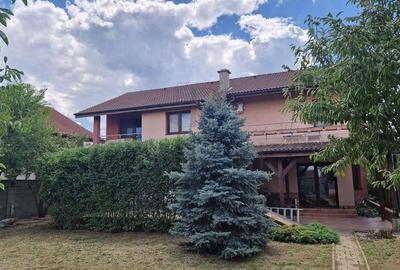 Casa individuala - zona excelenta -garaj - toate utilitatile - 1